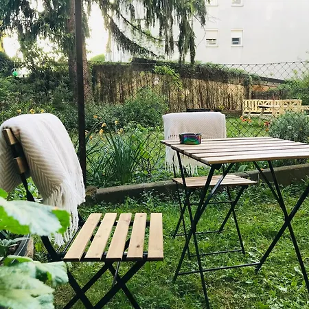Noor - Compact City Stay - Free Parking & Near Messe Apartment