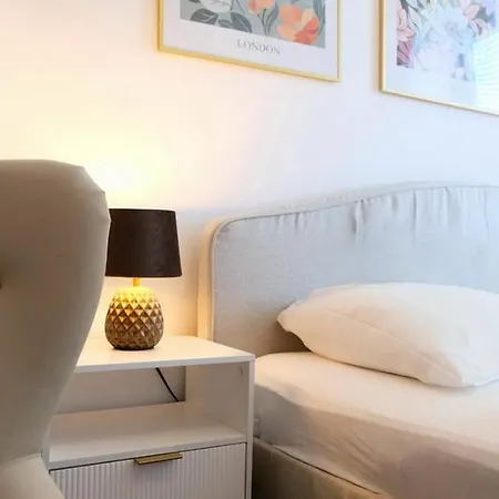 Appartamento Noor - Compact - Free Parking & Near Messe Graz